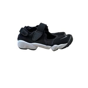 Nike Women's Air Rift Breathe - Black - Size US 7